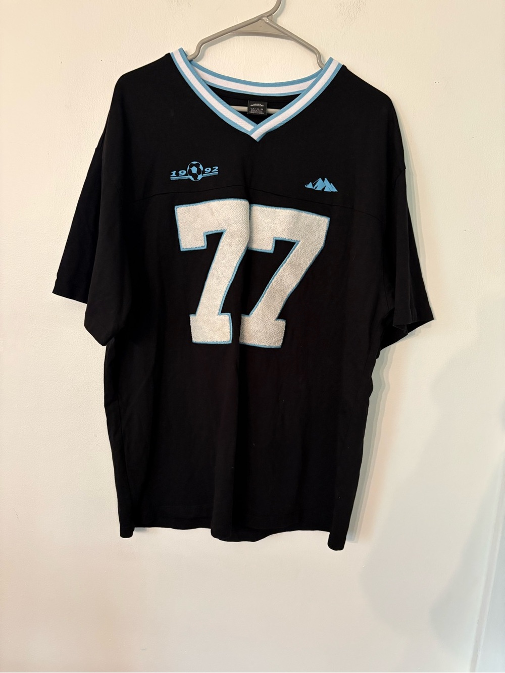 Urban Outfitters Black Short Sleeve Jersey with White & Light Blue 77
